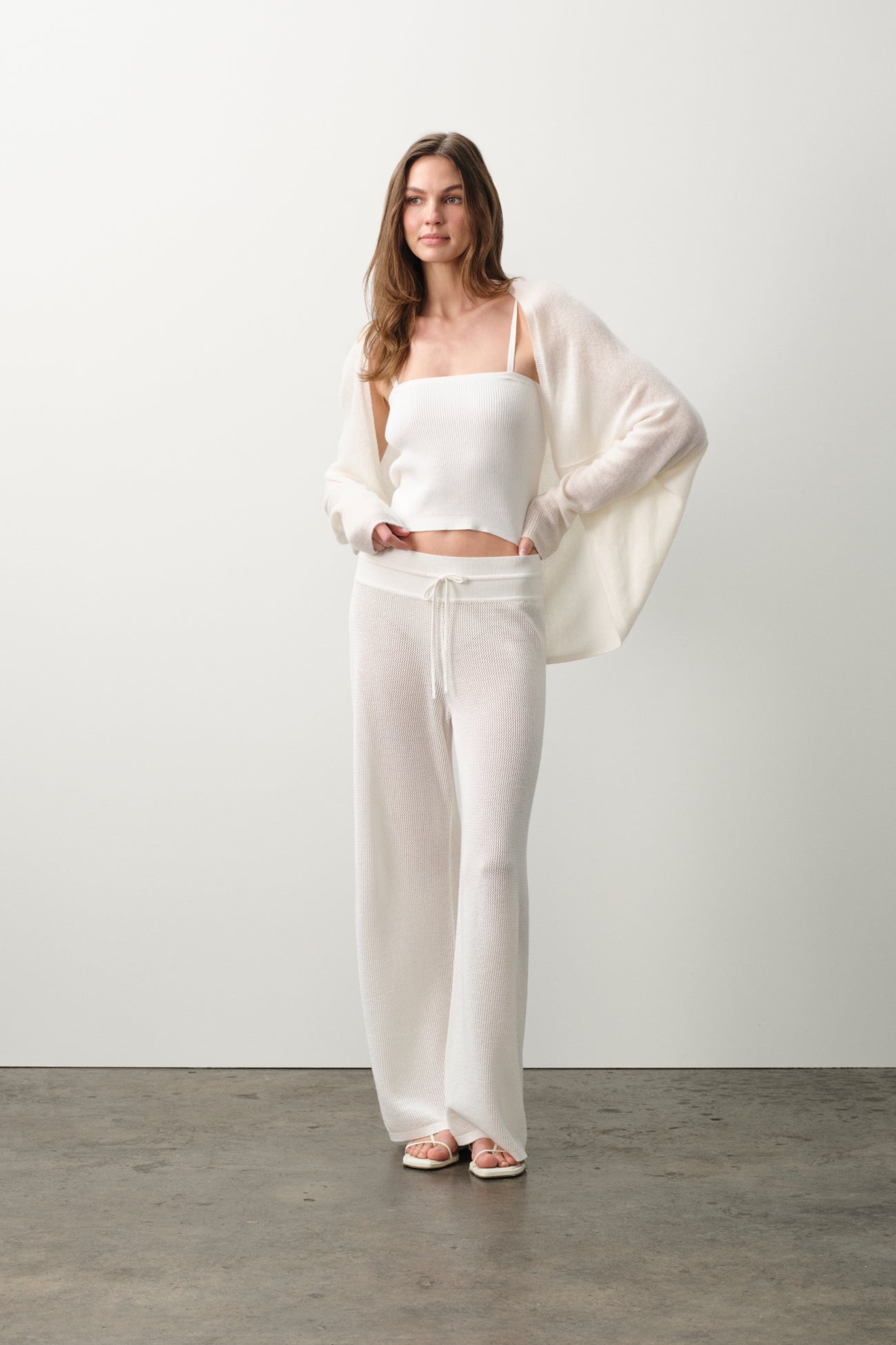 MELI FEATHERWEIGHT CASHMERE SHRUG