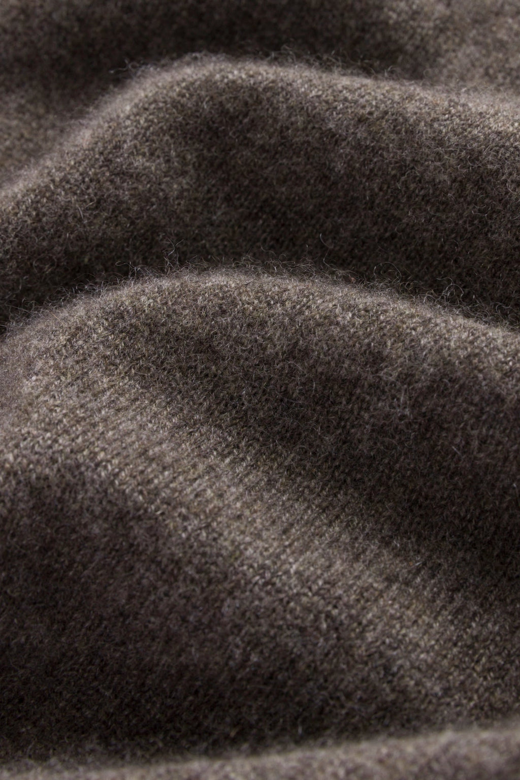 HARLYN CASHMERE V-NECK SWEATER